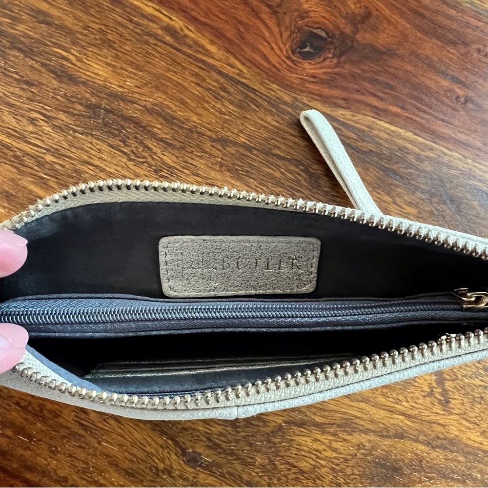 HButler Gold Suede Mighty Purse Wristlet (w/ built-in phone charging battery) - Picture 5 of 11